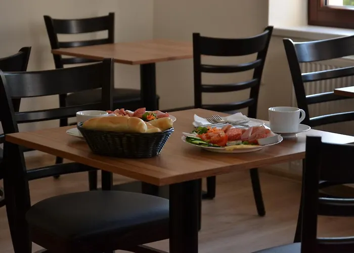 Hotel Decin Na Skrivance