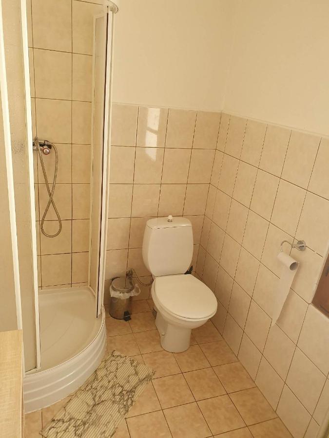 Hostel Na Skrivance