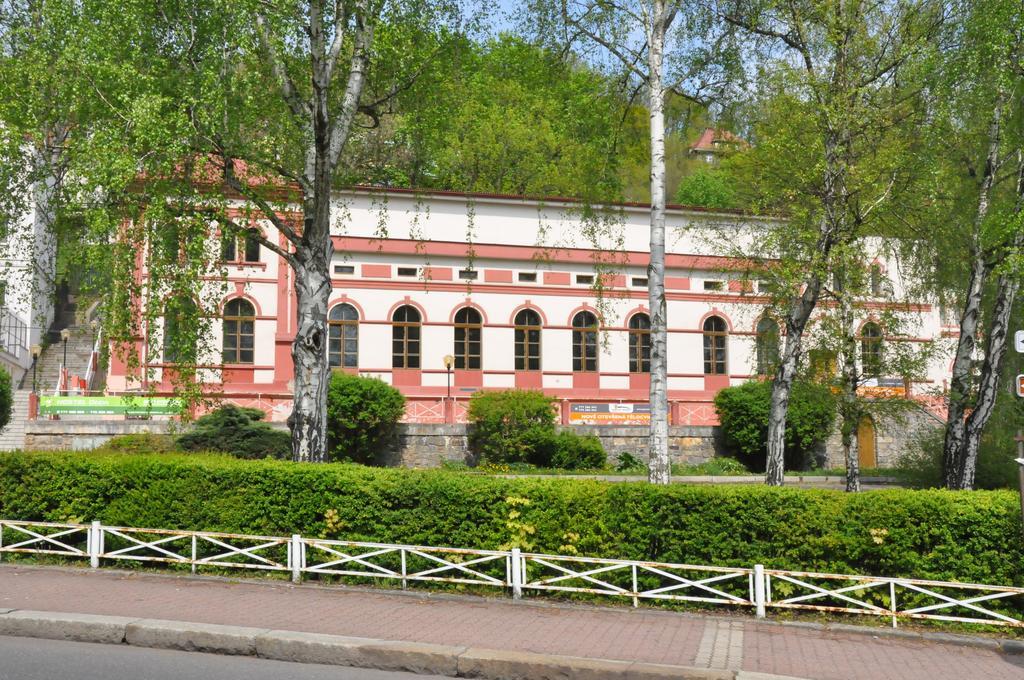 Hostel Na Skrivance